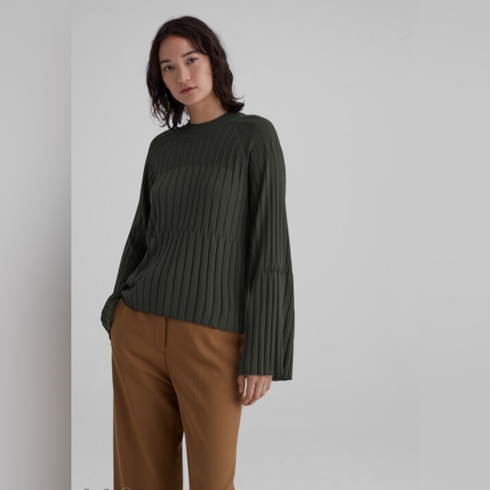 NWOT CLUB MONACO Bell Sleeve Ribbed Sweater, Size S/P
